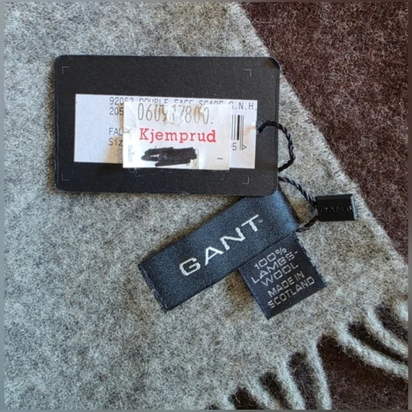 Gant Double Faced Scarf-Dark Brown & Grey - Picture 5 of 6